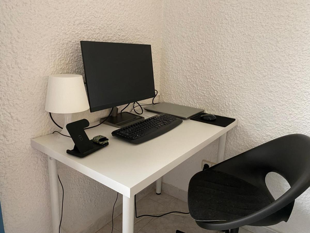 Marbella Skol Apartment ภายนอก รูปภาพ
