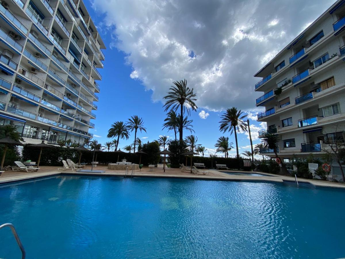 Marbella Skol Apartment ภายนอก รูปภาพ